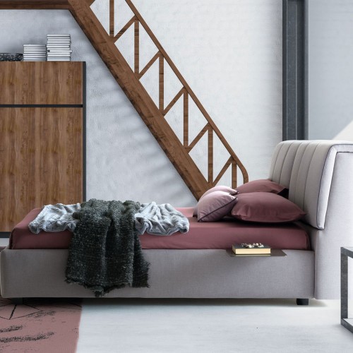 Pat matrimonial cu tapiterie Le Comfort, Inside